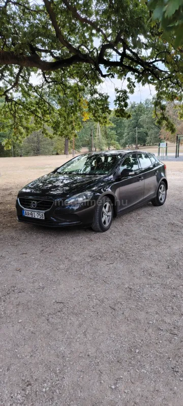 Volvo V40 2018