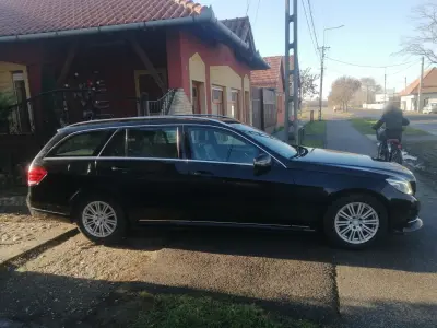Mercedes-Benz E 200 2014 (miniatűr)