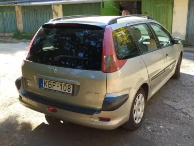 Peugeot 206 2005 (miniatűr)
