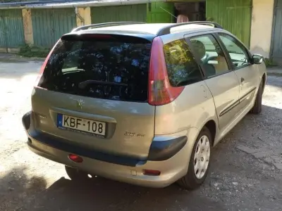 Peugeot 206 2005 (miniatűr)