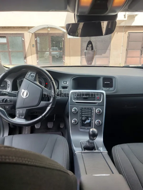 Volvo V60 2014