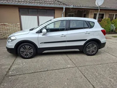 Suzuki (SX4) S-Cross 2016 (miniatűr)