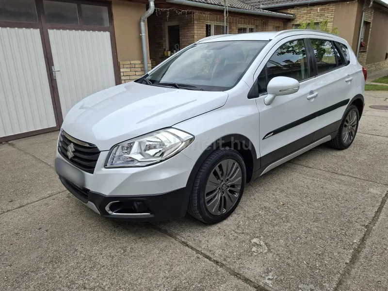 Suzuki (SX4) S-Cross 2016