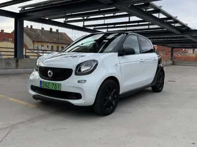 Smart ForFour 2019 (miniatűr)