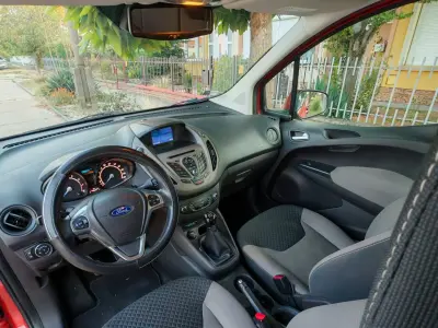 Ford Tourneo Courier 2014 (miniatűr)