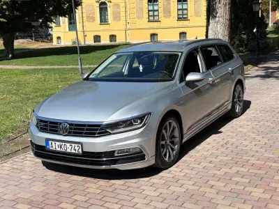 Volkswagen Passat Variant 2018 (miniatűr)