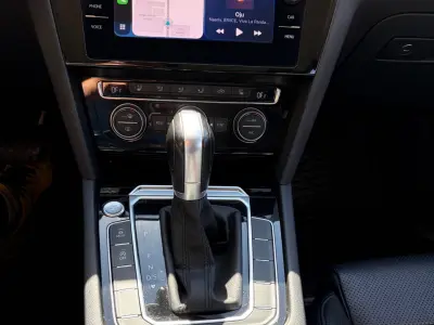 Volkswagen Passat Variant 2018 (miniatűr)