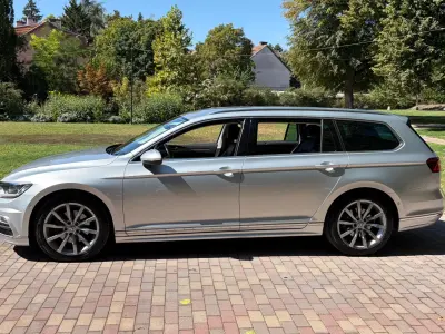 Volkswagen Passat Variant 2018 (miniatűr)