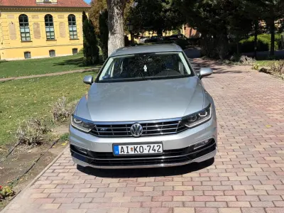 Volkswagen Passat Variant 2018 (miniatűr)
