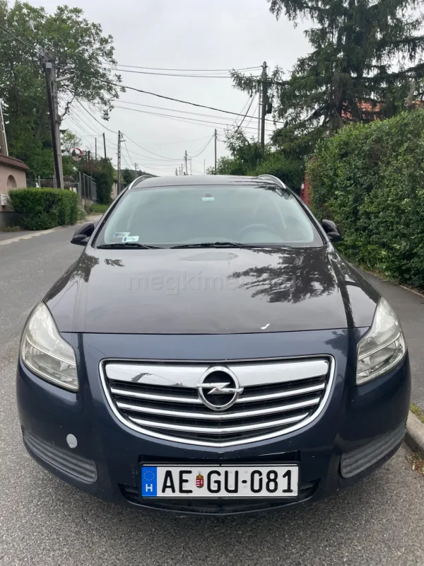 Opel Insignia 2011
