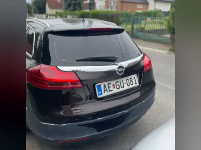 Opel Insignia 2011 (miniatűr)