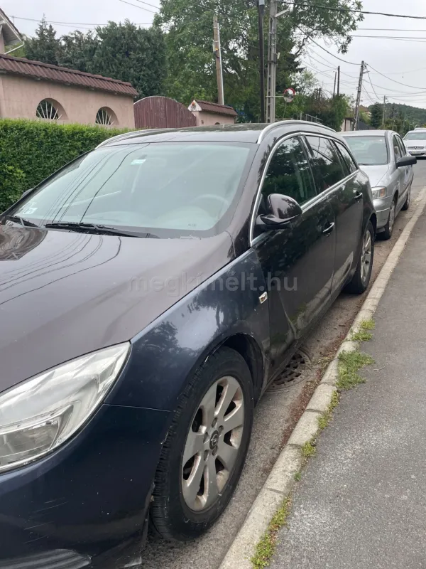 Opel Insignia 2011
