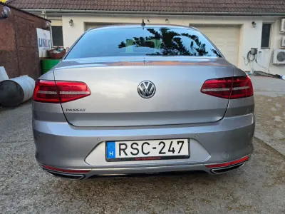 Volkswagen Passat 2019 (miniatűr)