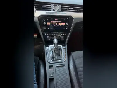 Volkswagen Passat 2019 (miniatűr)