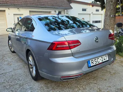 Volkswagen Passat 2019 (miniatűr)