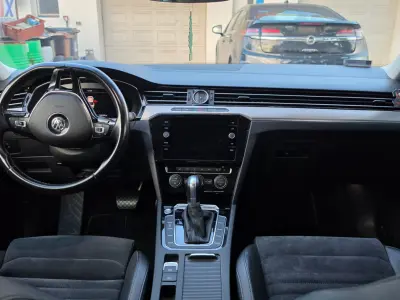 Volkswagen Passat 2019 (miniatűr)