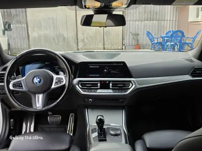 BMW 330 2021 (miniatűr)