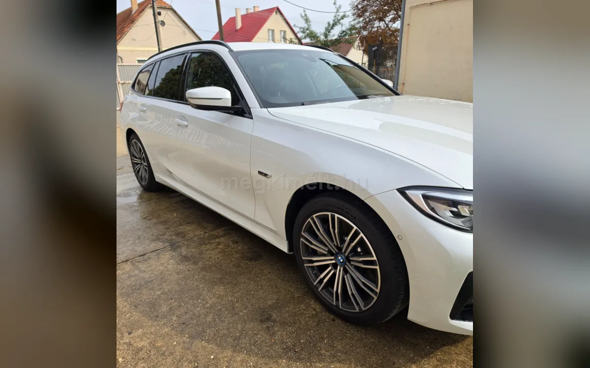 BMW 330 2021