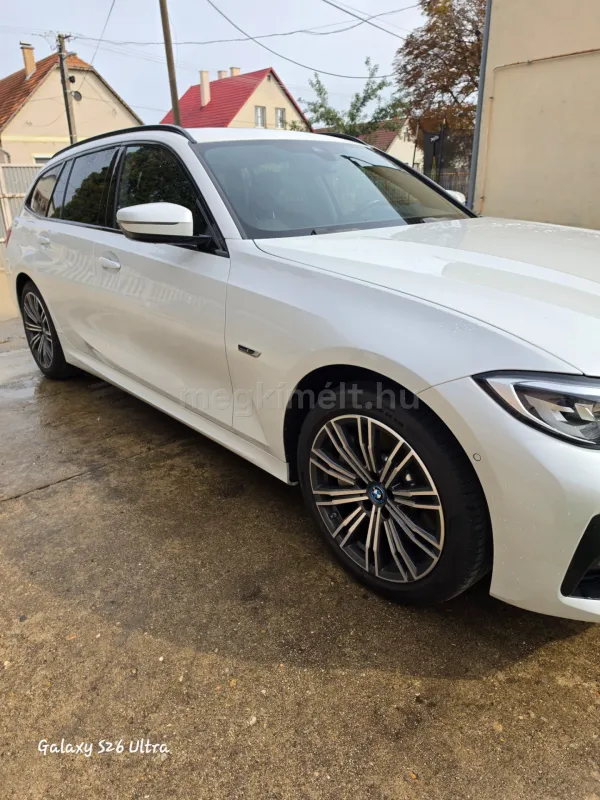 BMW 330 2021