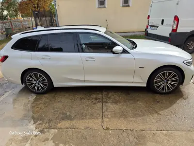 BMW 330 2021 (miniatűr)
