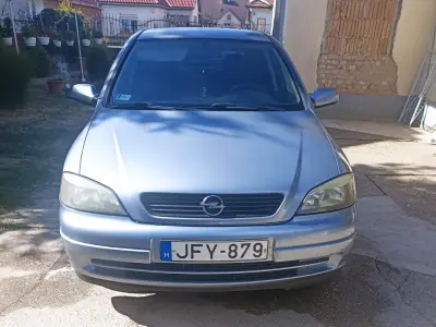 Opel Astra 2004