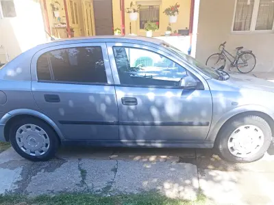Opel Astra 2004 (miniatűr)