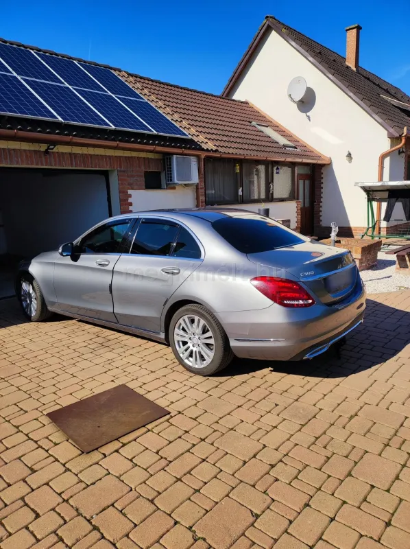 Mercedes-Benz C 180 2016
