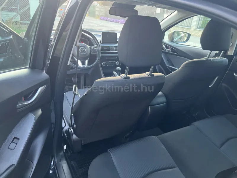 Mazda 3 2015