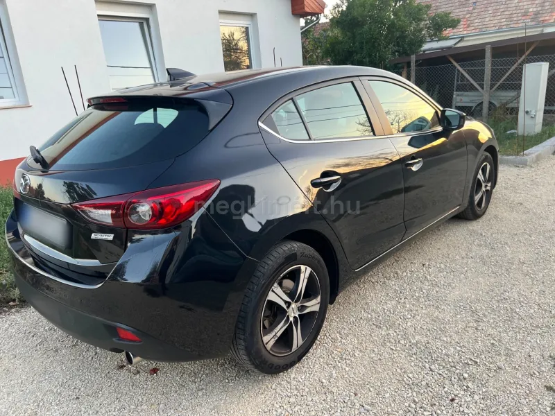 Mazda 3 2015