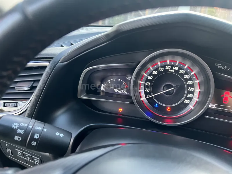Mazda 3 2015