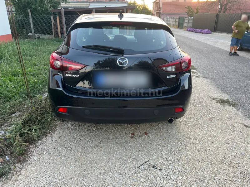 Mazda 3 2015