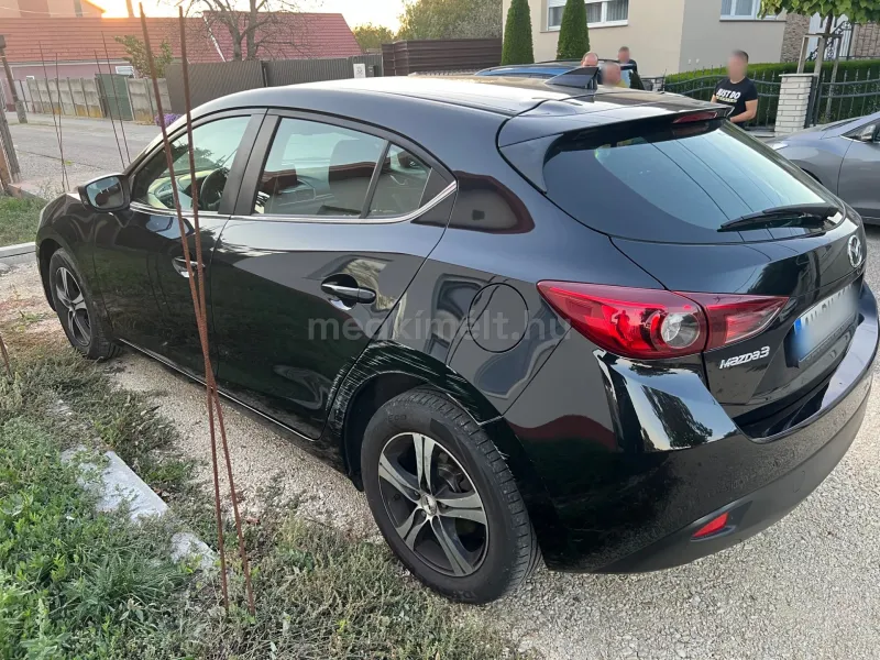 Mazda 3 2015