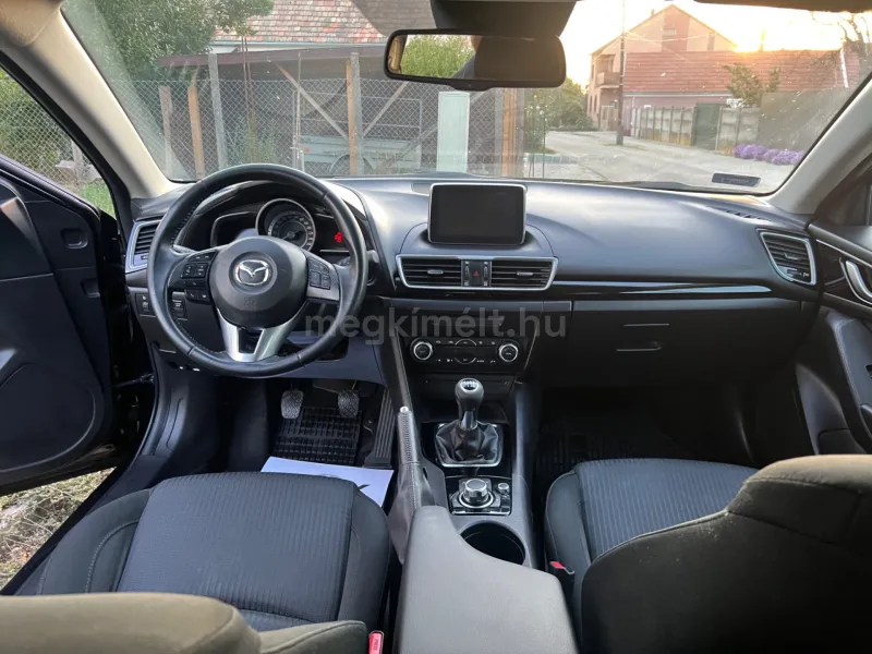 Mazda 3 2015