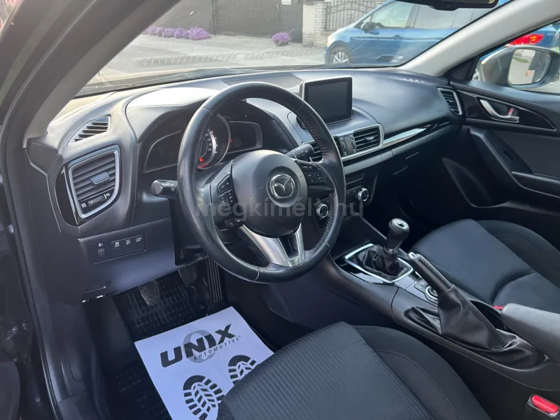 Mazda 3 2015