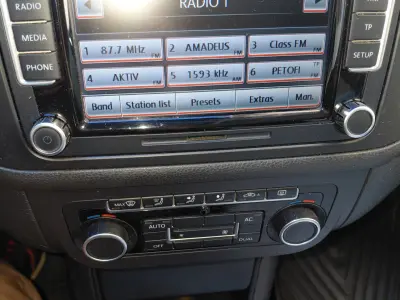 Volkswagen Golf Plus 2011 (miniatűr)