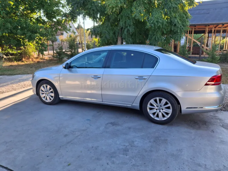 Volkswagen Passat 2012