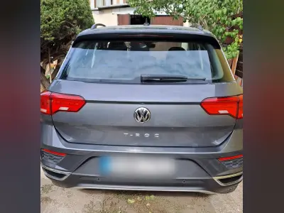 Volkswagen T-Roc 2018 (miniatűr)