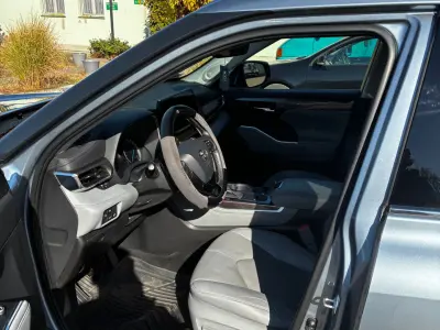 Toyota Highlander 2021 (miniatűr)