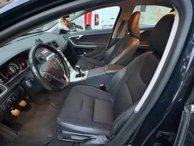 Volvo S60 2018 (miniatűr)