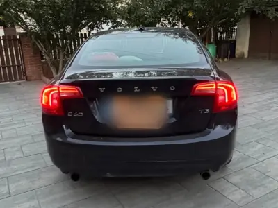 Volvo S60 2018 (miniatűr)