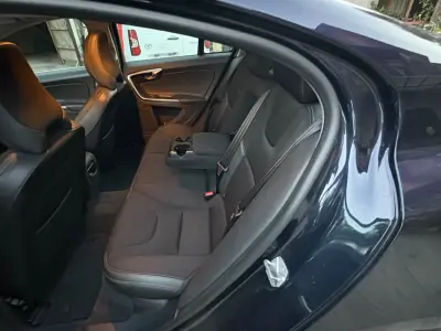Volvo S60 2018 (miniatűr)