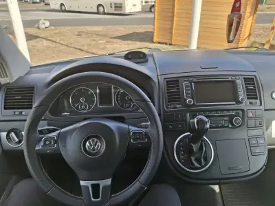 Volkswagen T5 Multivan 2012 (miniatűr)