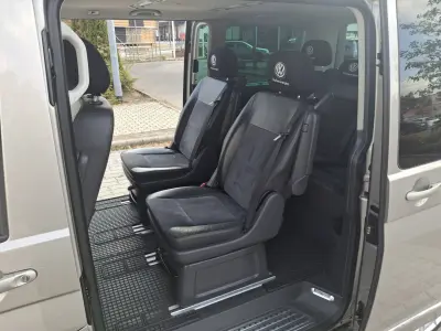 Volkswagen T5 Multivan 2012 (miniatűr)