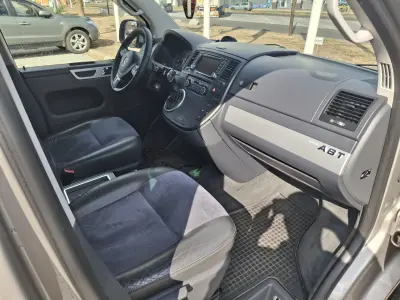 Volkswagen T5 Multivan 2012 (miniatűr)