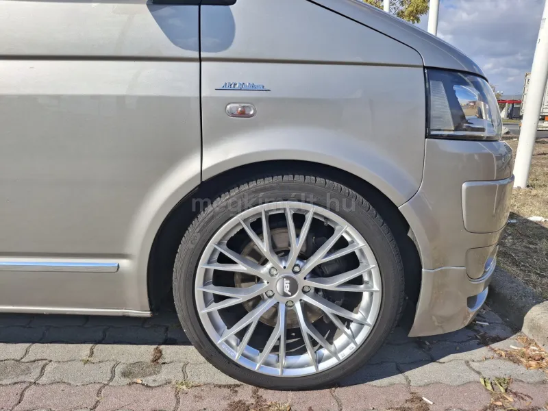 Volkswagen T5 Multivan 2012