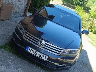 Volkswagen Phaeton 2011 (miniatűr)