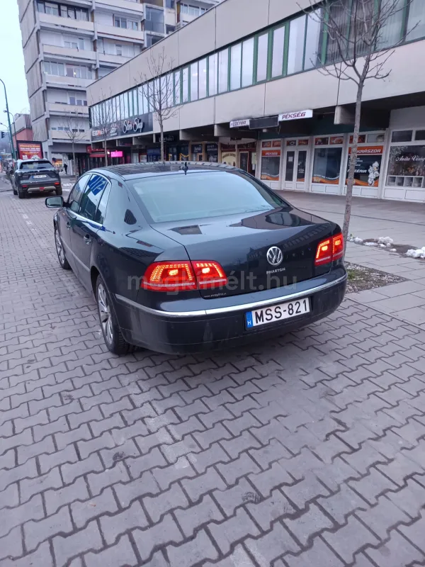 Volkswagen Phaeton 2011