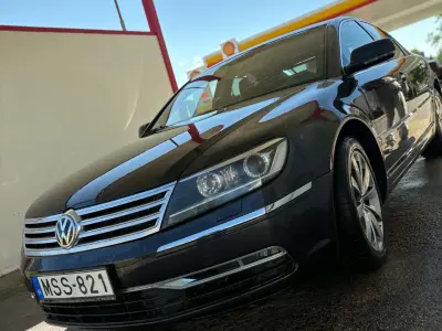 Volkswagen Phaeton 2011 (miniatűr)
