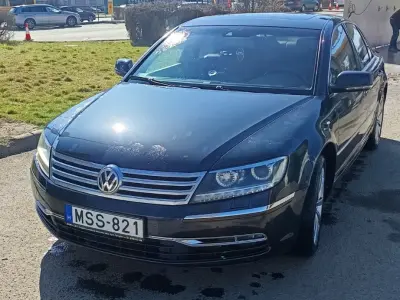 Volkswagen Phaeton 2011 (miniatűr)