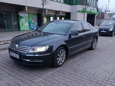 Volkswagen Phaeton 2011 (miniatűr)